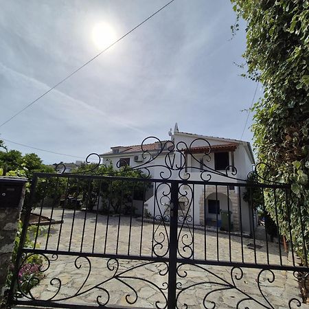 Apartments Villa Julia トロギール エクステリア 写真