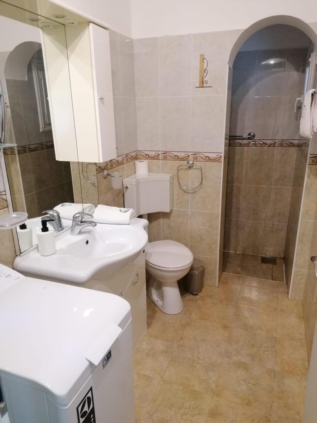 Apartments Villa Julia トロギール エクステリア 写真